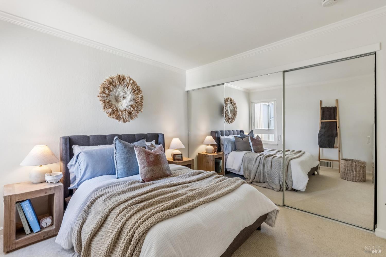 Detail Gallery Image 26 of 33 For 135 Lincoln Dr, Sausalito,  CA 94965 - 3 Beds | 2/1 Baths