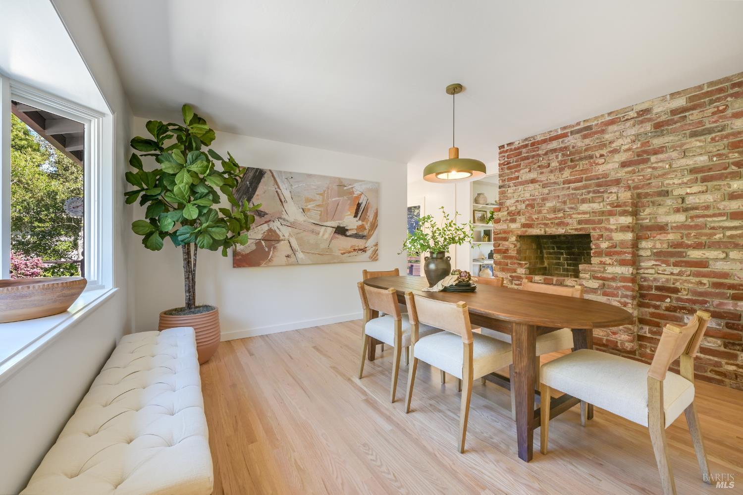 195 Edgewood Avenue photo 2