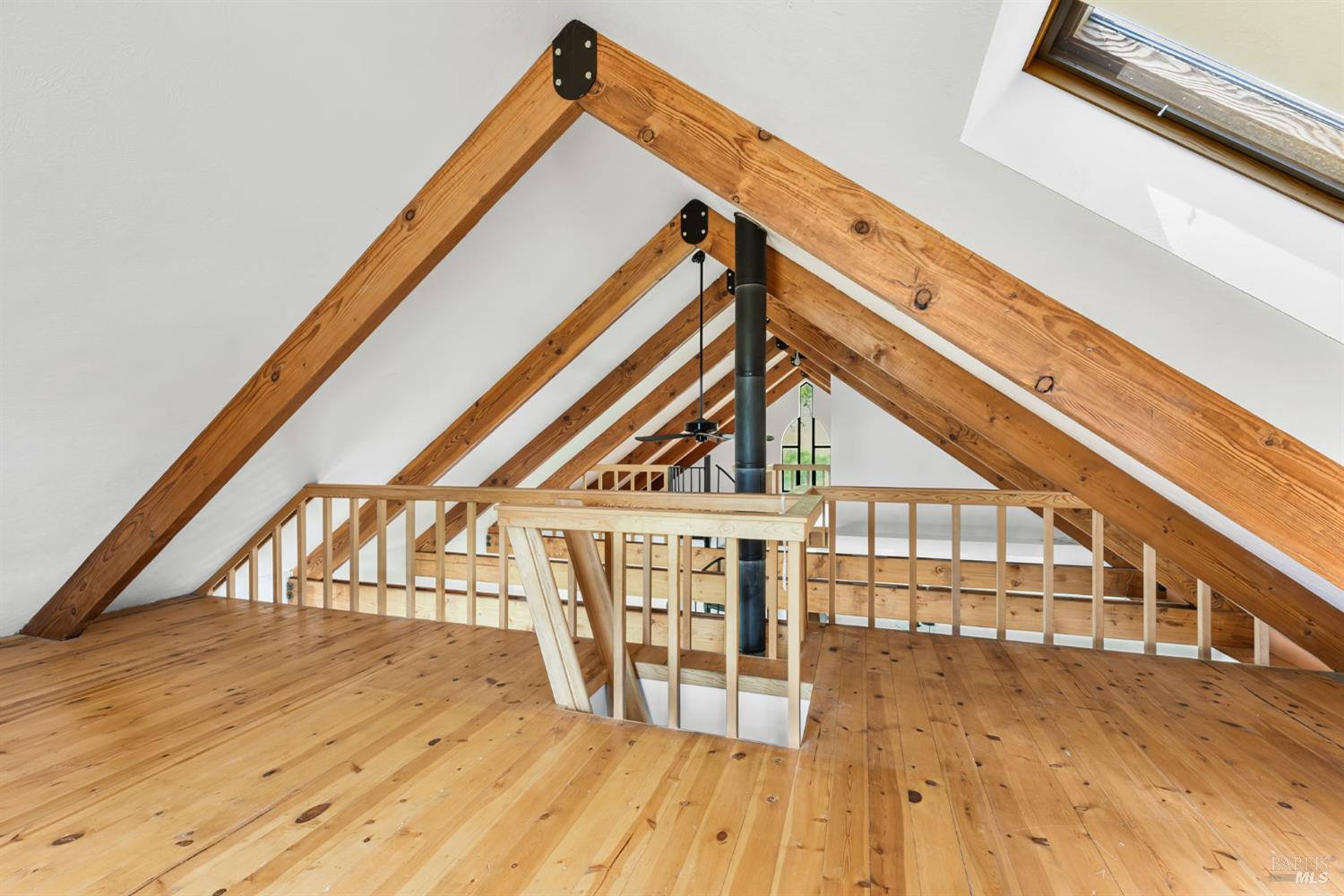 Detail Gallery Image 26 of 46 For 4610 Feliz Creek Rd, Hopland,  CA 95449 - 1 Beds | 1/1 Baths