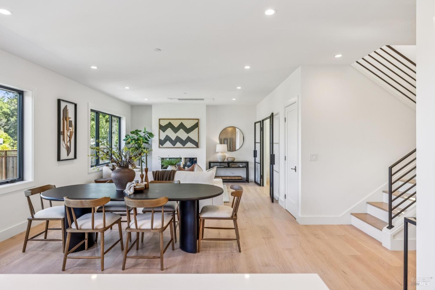 Detail Gallery Image 10 of 73 For 308 Marin Ave, Mill Valley,  CA 94941 - 4 Beds | 3/1 Baths