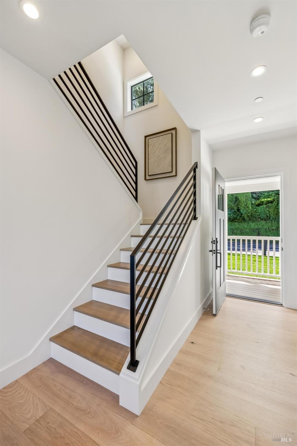 Detail Gallery Image 44 of 73 For 308 Marin Ave, Mill Valley,  CA 94941 - 4 Beds | 3/1 Baths