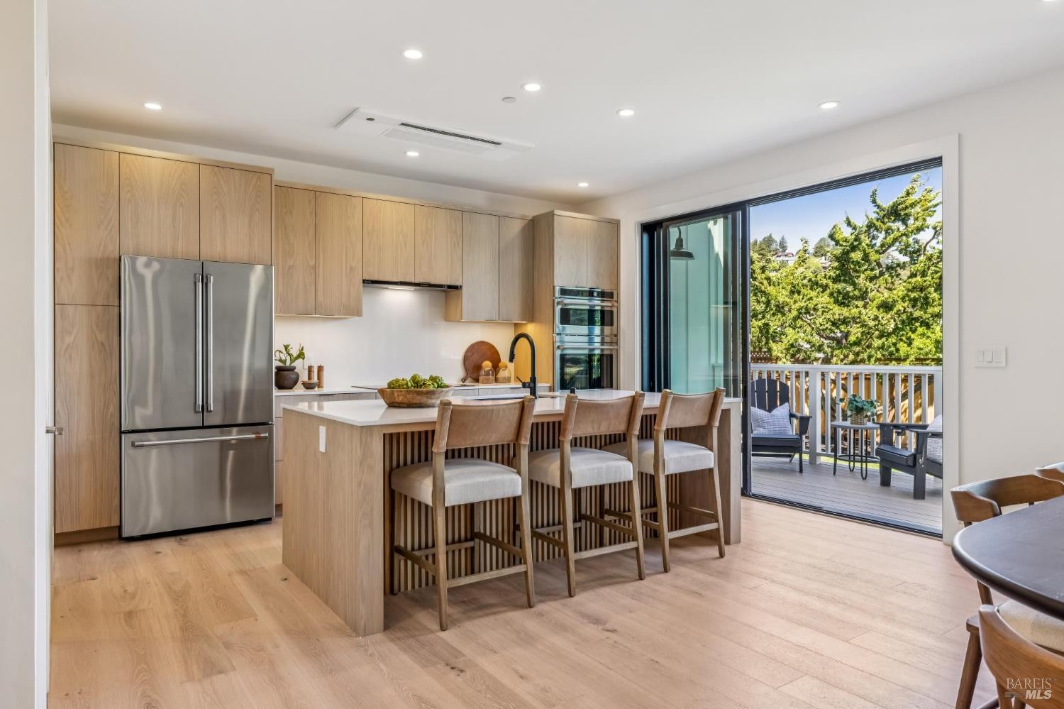 Detail Gallery Image 40 of 73 For 308 Marin Ave, Mill Valley,  CA 94941 - 4 Beds | 3/1 Baths