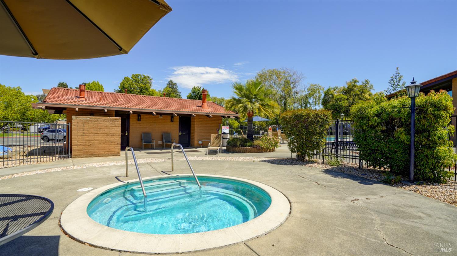 Detail Gallery Image 18 of 23 For 506 Vera Cruz Ave, Novato,  CA 94949 - 2 Beds | 1 Baths