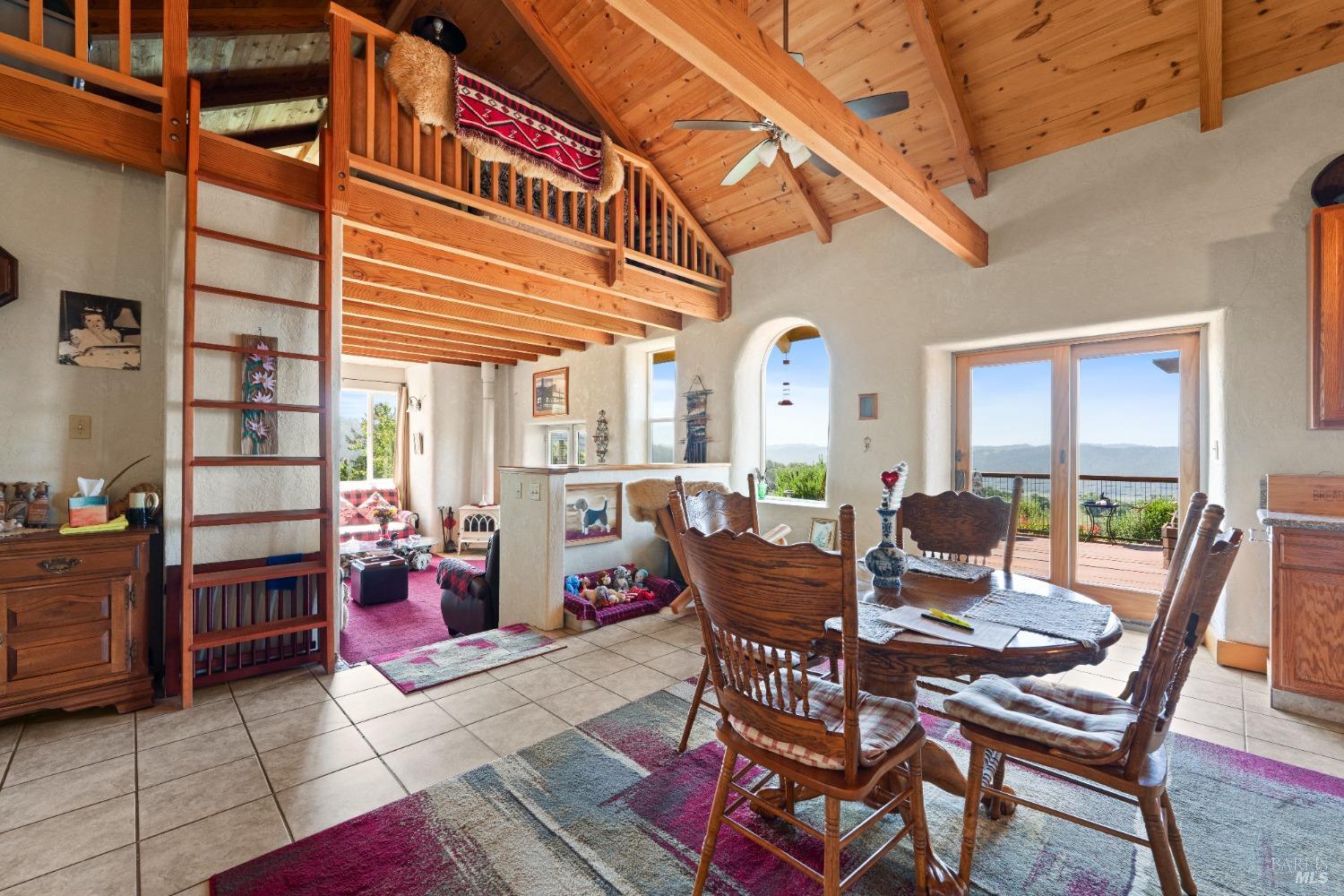 Detail Gallery Image 10 of 40 For 9655 Peachland Rd, Boonville,  CA 95415 - 4 Beds | 4 Baths