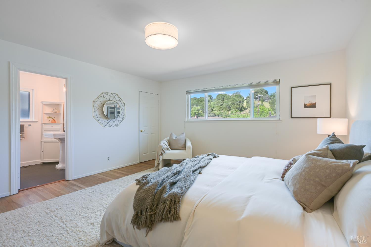 Detail Gallery Image 24 of 44 For 16 Wallace Way, San Rafael,  CA 94903 - 4 Beds | 3 Baths