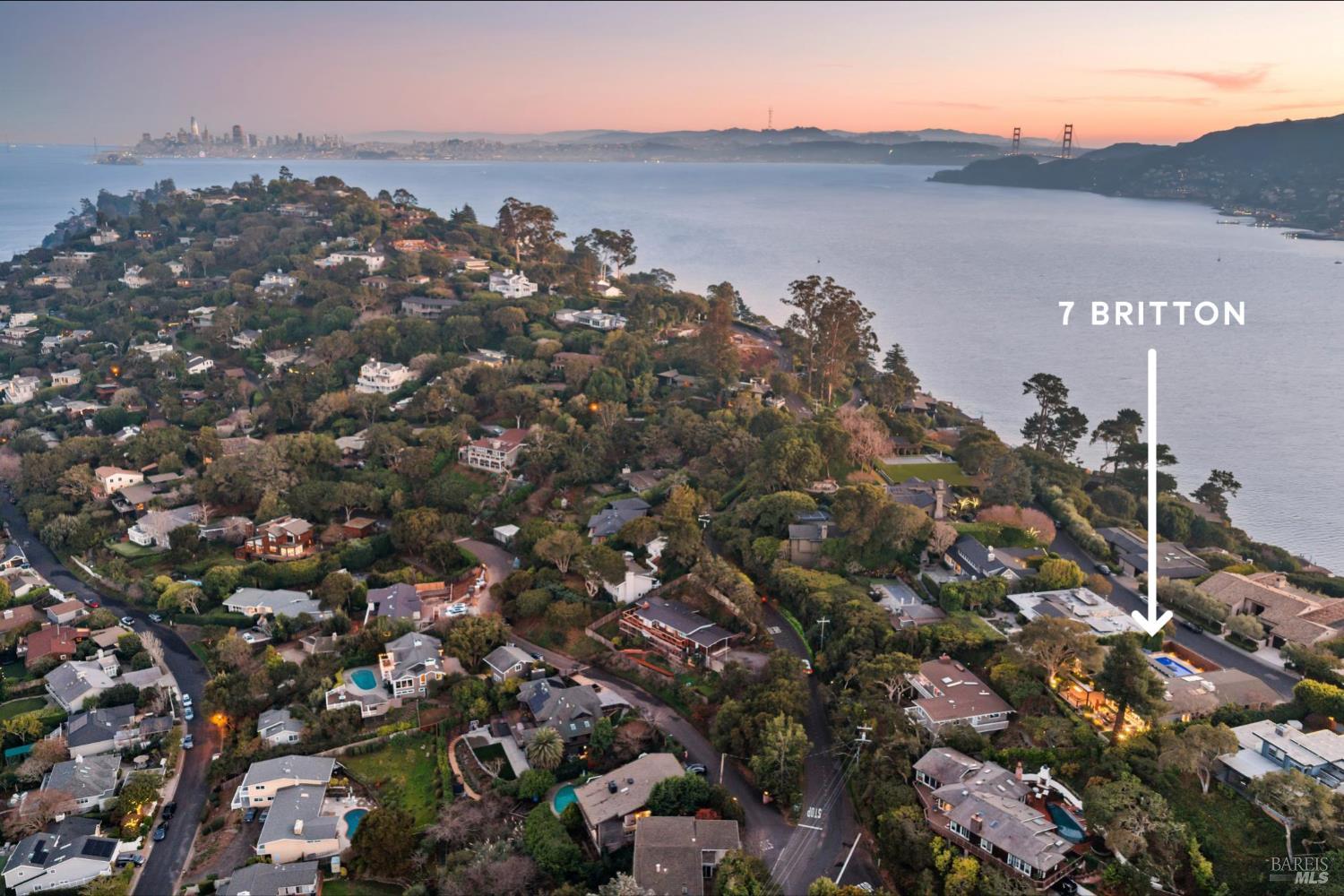 Detail Gallery Image 20 of 25 For 7 Britton Ave, Belvedere,  CA 94920 - 4 Beds | 2/1 Baths