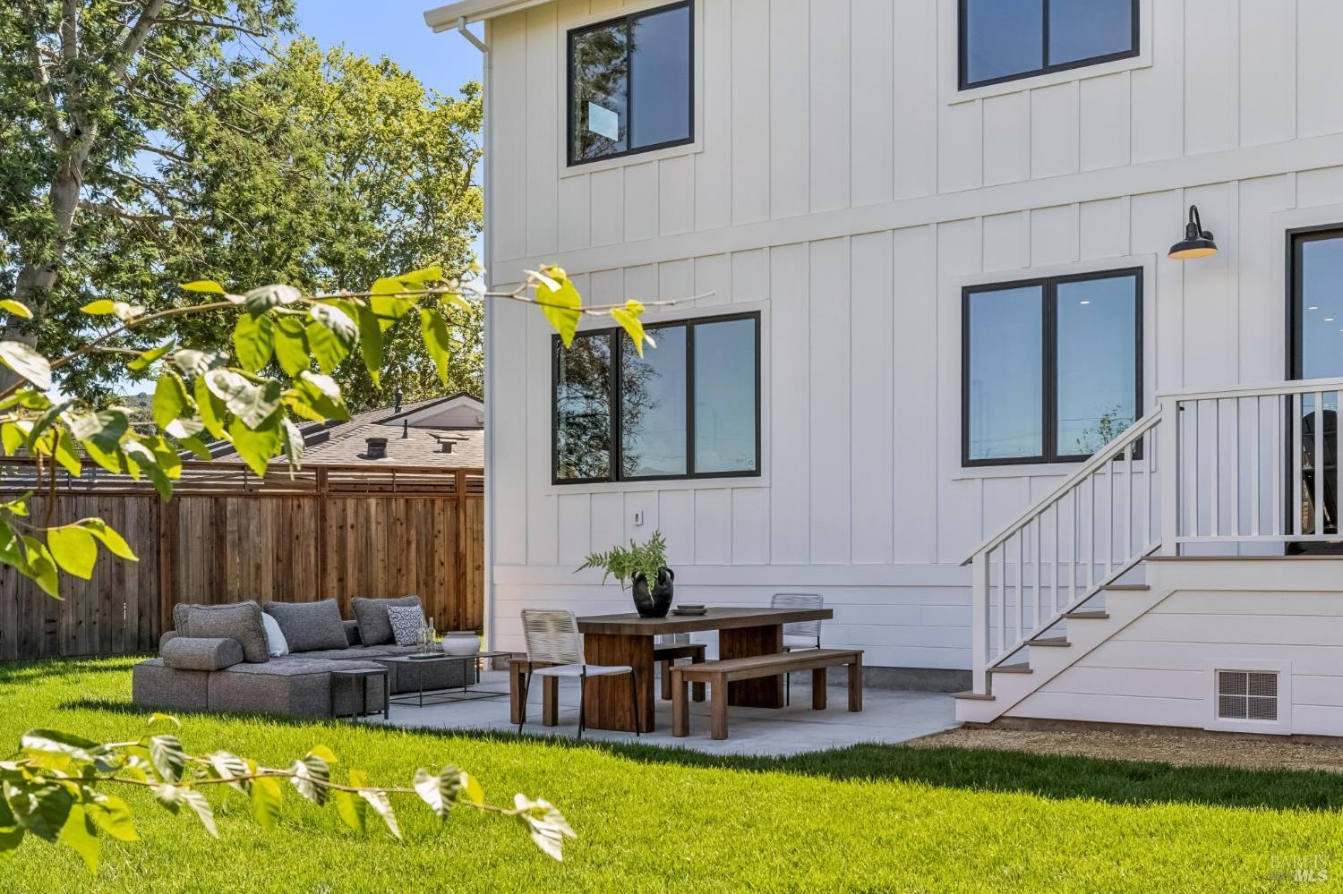 Detail Gallery Image 67 of 73 For 308 Marin Ave, Mill Valley,  CA 94941 - 4 Beds | 3/1 Baths