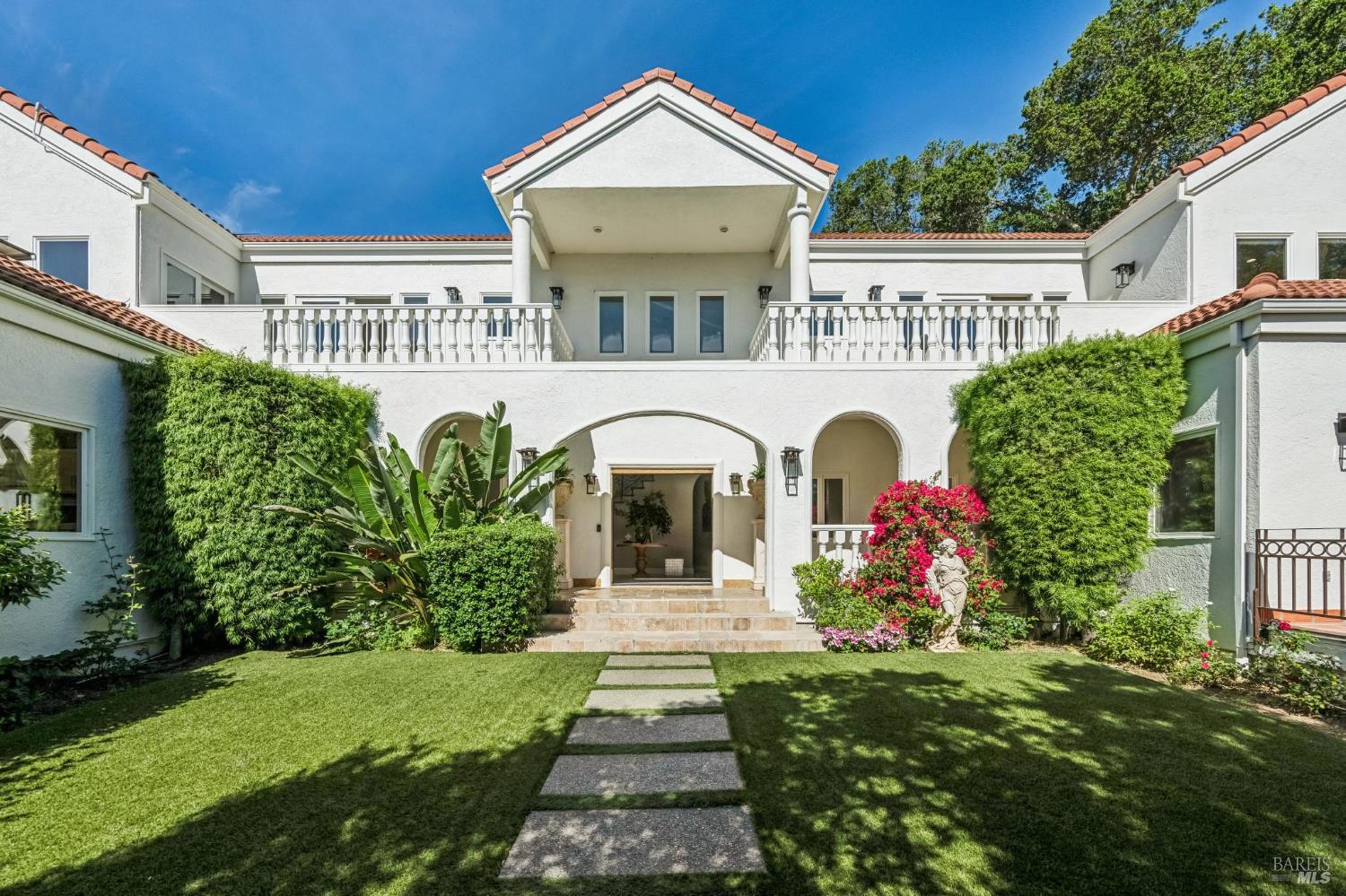 Detail Gallery Image 54 of 56 For 5 Heatherstone Ln, San Rafael,  CA 94903 - 4 Beds | 3 Baths