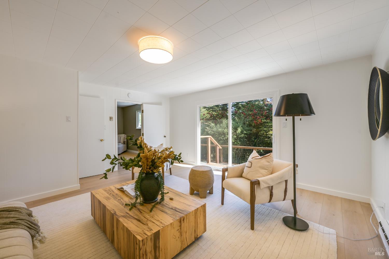 Detail Gallery Image 27 of 47 For 195 Edgewood Ave, Mill Valley,  CA 94941 - 4 Beds | 3 Baths