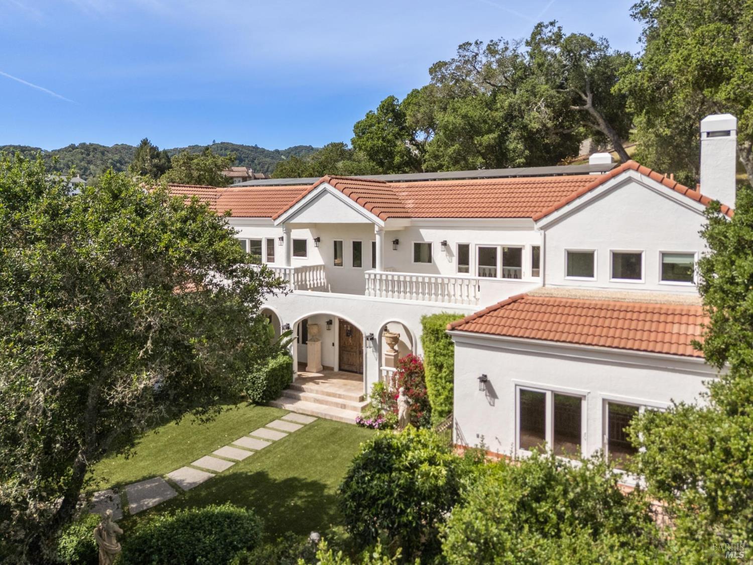 Detail Gallery Image 52 of 56 For 5 Heatherstone Ln, San Rafael,  CA 94903 - 4 Beds | 3 Baths