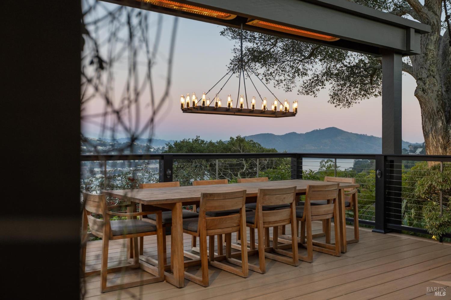 Detail Gallery Image 22 of 25 For 7 Britton Ave, Belvedere,  CA 94920 - 4 Beds | 2/1 Baths