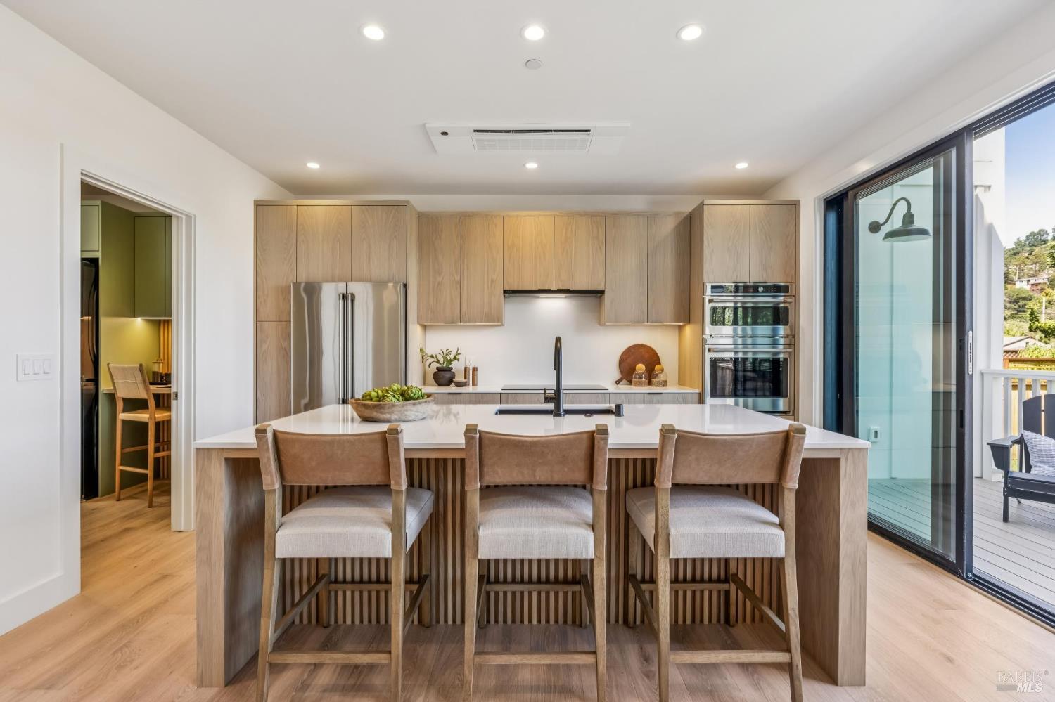 Detail Gallery Image 23 of 73 For 308 Marin Ave, Mill Valley,  CA 94941 - 4 Beds | 3/1 Baths