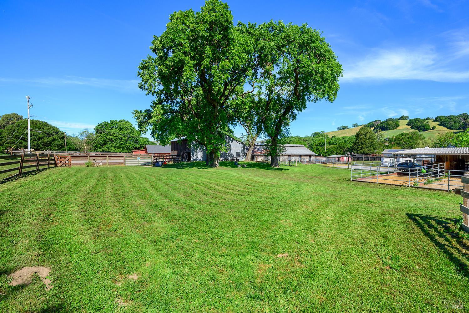 Detail Gallery Image 66 of 80 For 15 Wildwood Ln, Novato,  CA 94947 - 5 Beds | 4/1 Baths