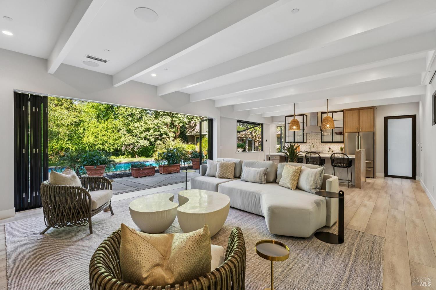 Detail Gallery Image 42 of 56 For 230 Summit Ave, San Rafael,  CA 94901 - 5 Beds | 4/1 Baths