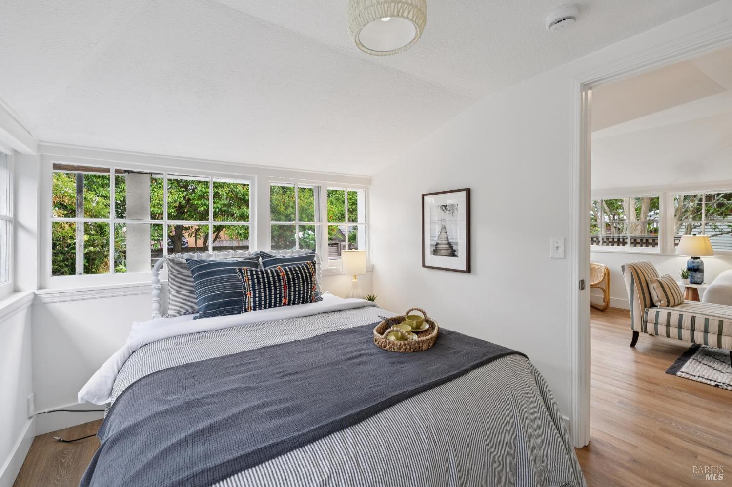 Detail Gallery Image 20 of 36 For 77 Willow Ave, Fairfax,  CA 94930 - 2 Beds | 1 Baths