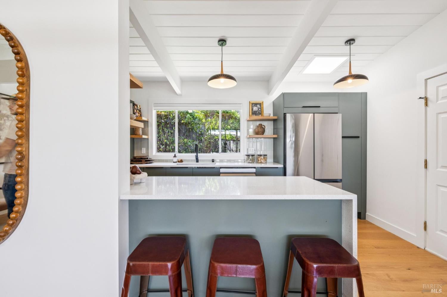 Detail Gallery Image 15 of 57 For 711 Del Ganado Rd, San Rafael,  CA 94903 - 4 Beds | 2 Baths