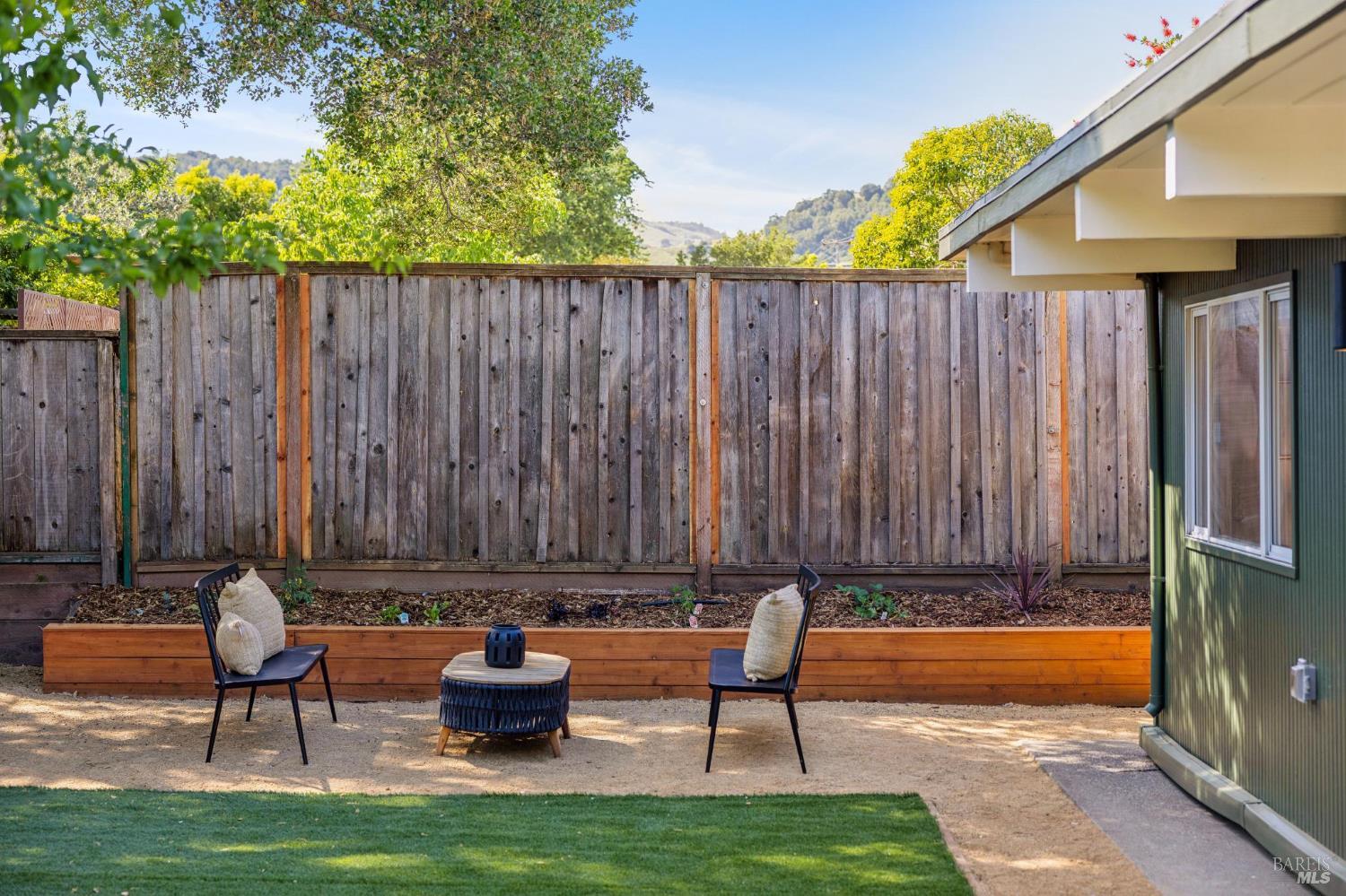 Detail Gallery Image 48 of 57 For 711 Del Ganado Rd, San Rafael,  CA 94903 - 4 Beds | 2 Baths