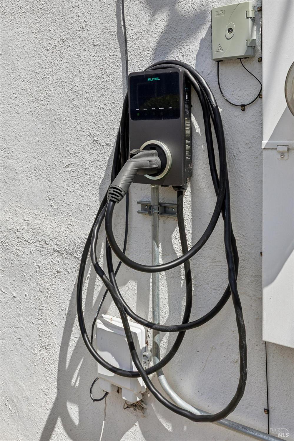 Detail Gallery Image 33 of 36 For 204 Greenfield Ave, San Rafael,  CA 94901 - 3 Beds | 2 Baths