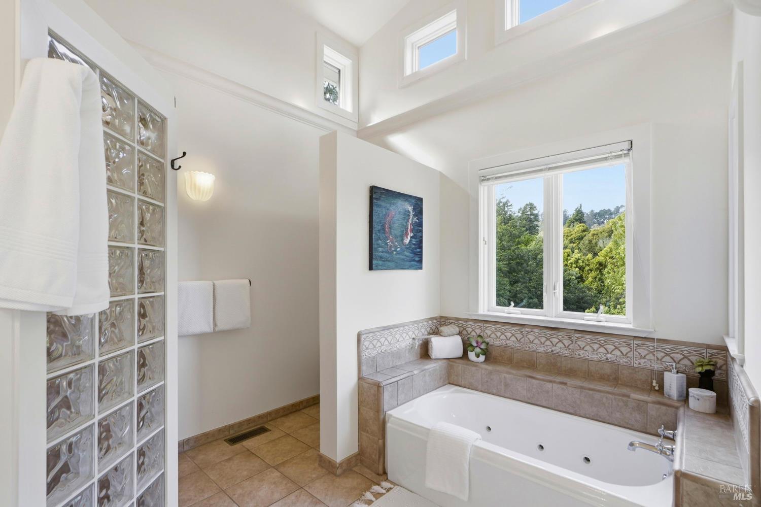 Detail Gallery Image 24 of 41 For 538 Marin Ave, Mill Valley,  CA 94941 - 4 Beds | 4 Baths