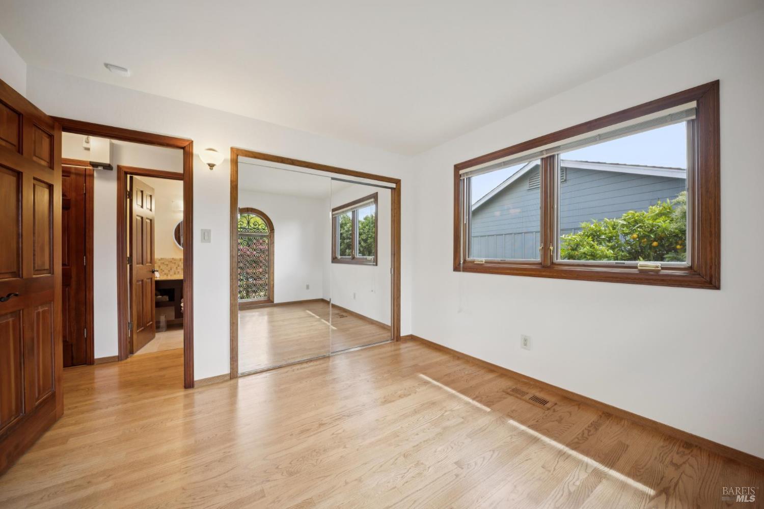 Detail Gallery Image 60 of 90 For 120 Fernwood Dr, San Rafael,  CA 94901 - 4 Beds | 3 Baths