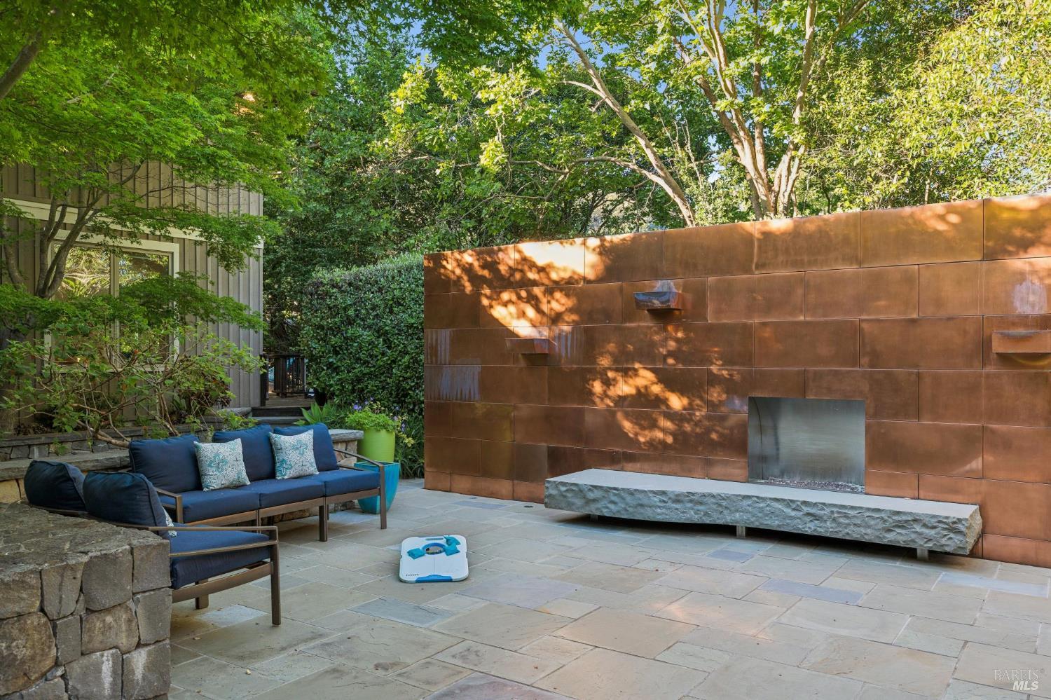 Detail Gallery Image 52 of 56 For 230 Summit Ave, San Rafael,  CA 94901 - 5 Beds | 4/1 Baths