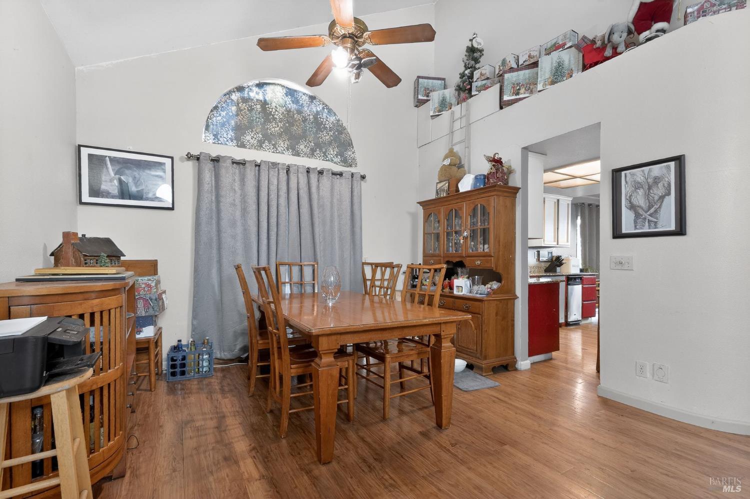 Detail Gallery Image 8 of 15 For 127 Marguerite Ln, Cloverdale,  CA 95425 - 4 Beds | 2/1 Baths