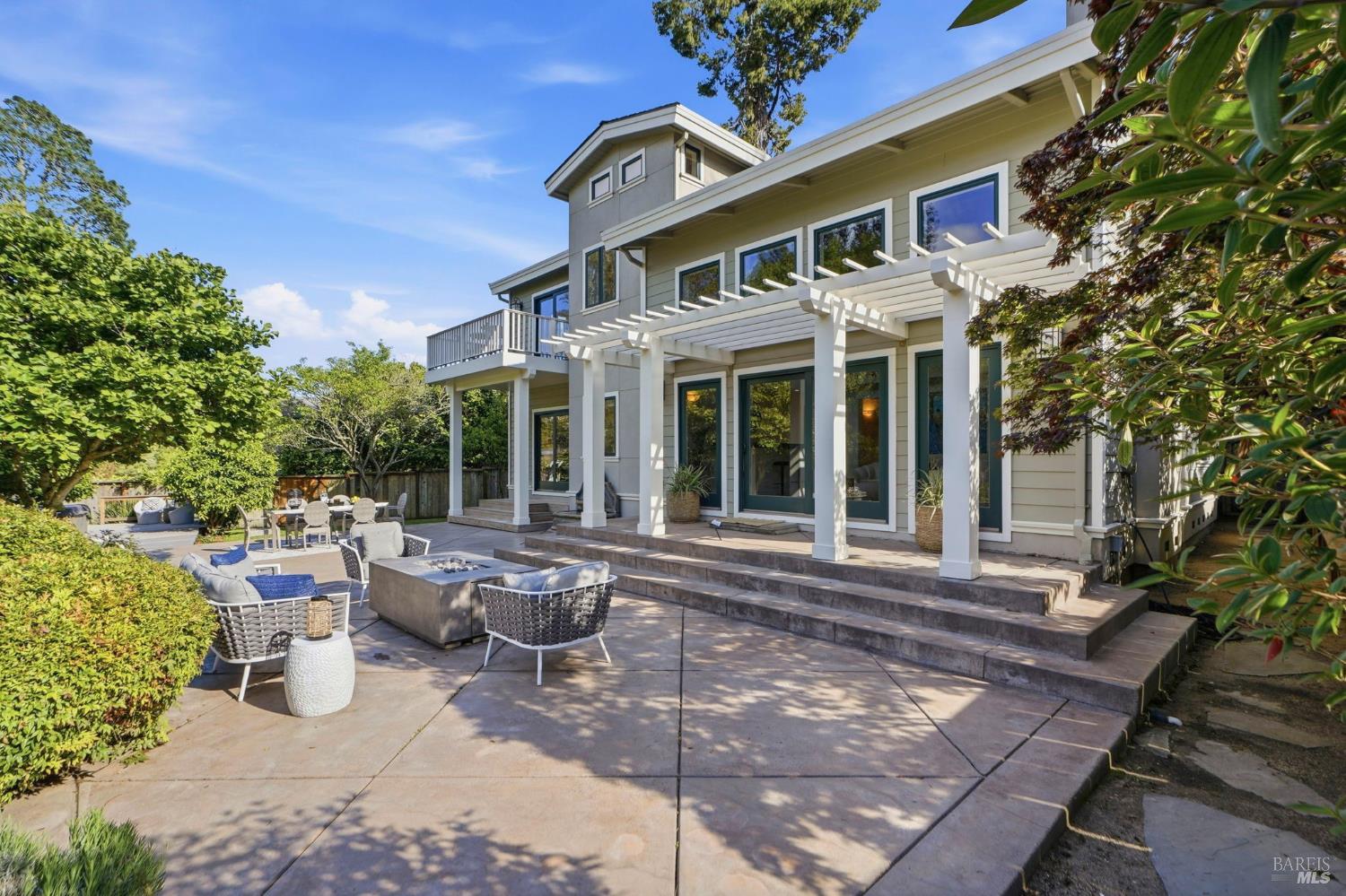 Detail Gallery Image 38 of 41 For 538 Marin Ave, Mill Valley,  CA 94941 - 4 Beds | 4 Baths