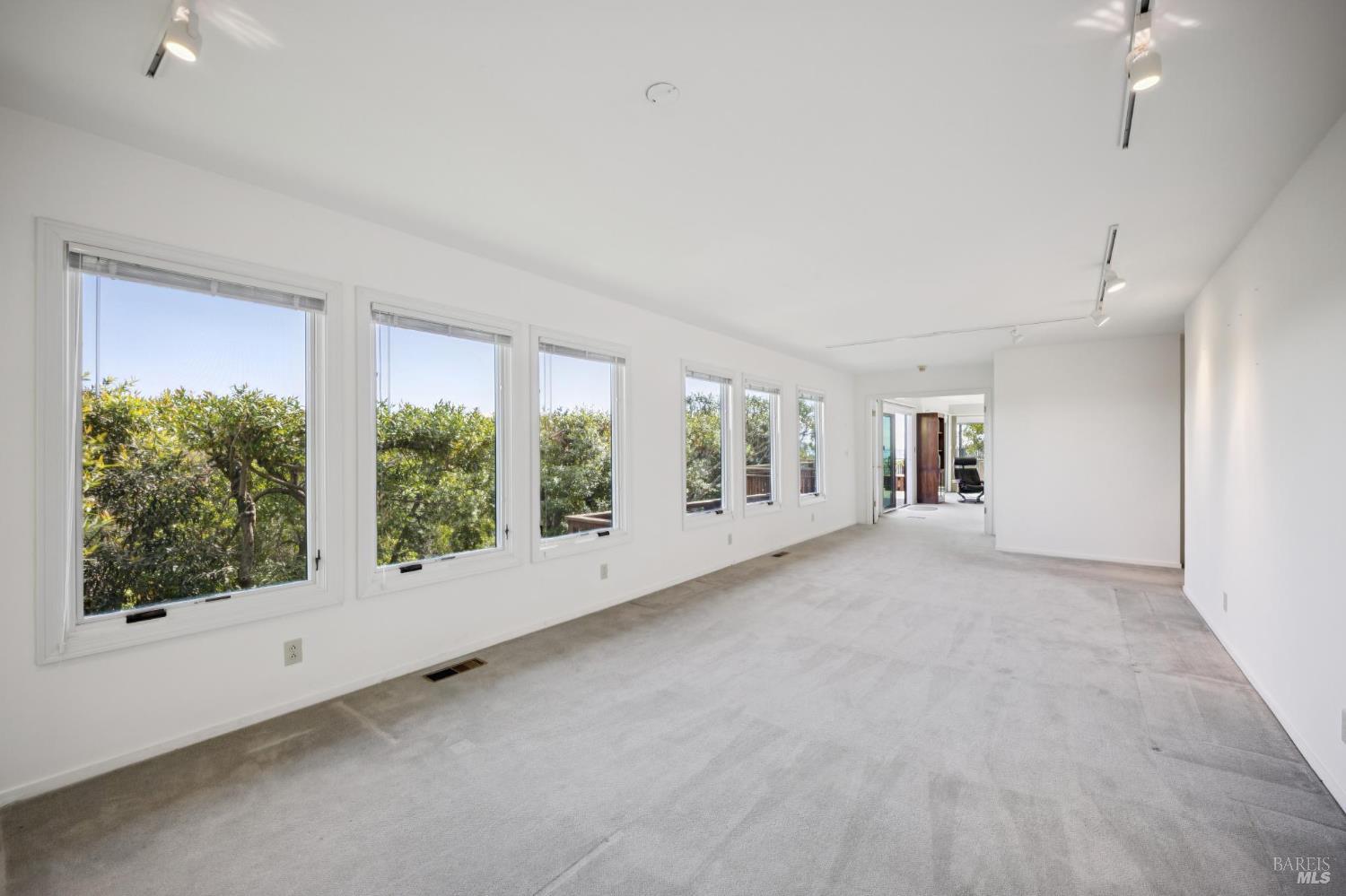 Detail Gallery Image 78 of 90 For 120 Fernwood Dr, San Rafael,  CA 94901 - 4 Beds | 3 Baths