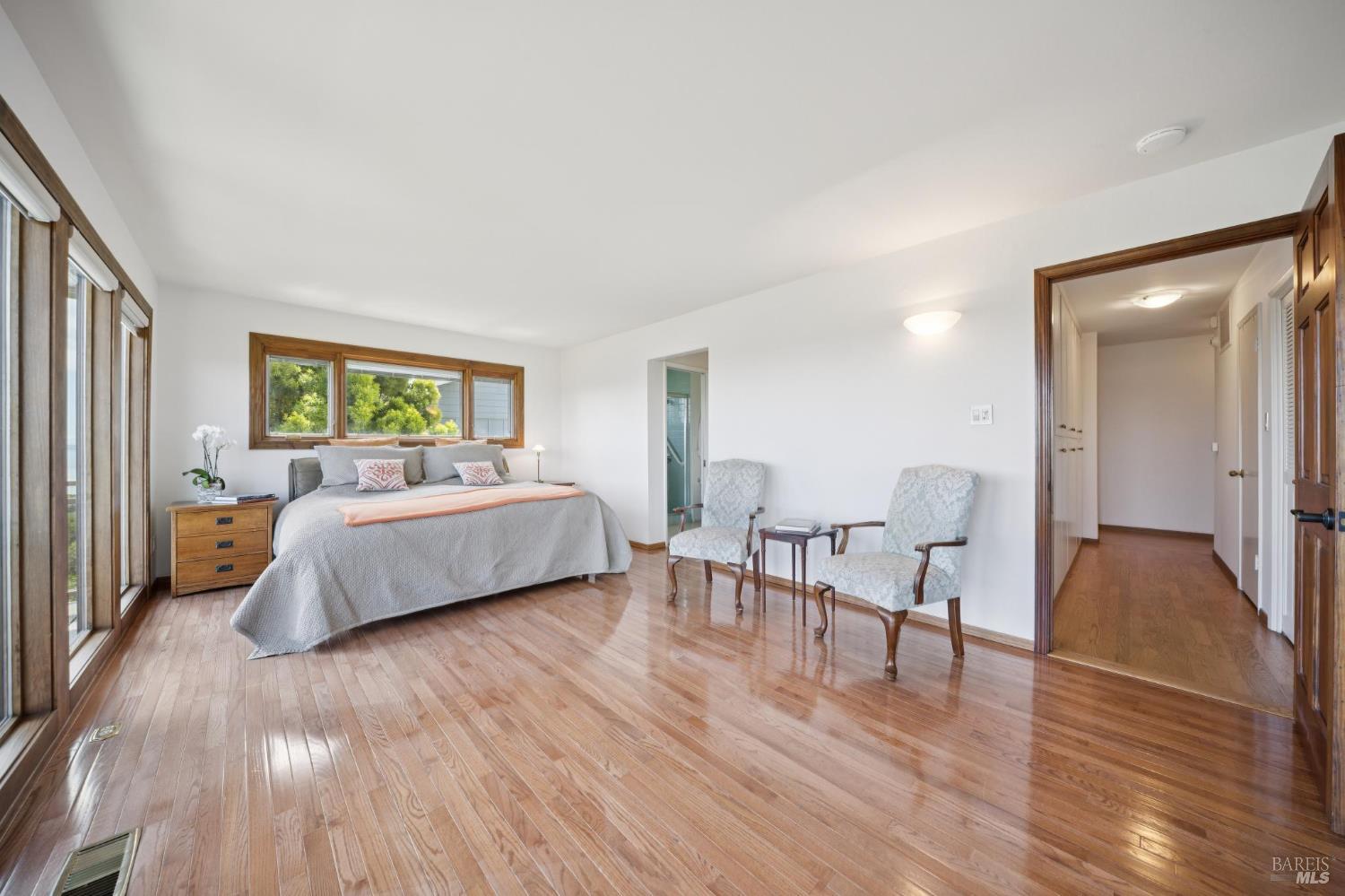 Detail Gallery Image 50 of 90 For 120 Fernwood Dr, San Rafael,  CA 94901 - 4 Beds | 3 Baths