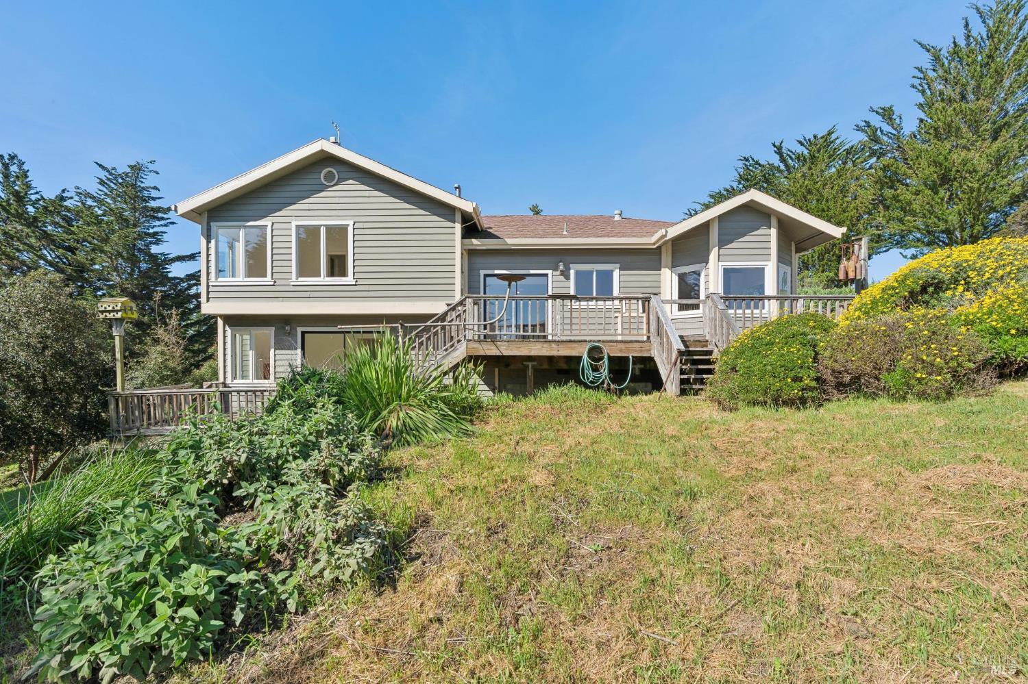 Detail Gallery Image 35 of 64 For 11798 Highway 1 Unkn, Point Reyes Station,  CA 94956 - 3 Beds | 3/1 Baths