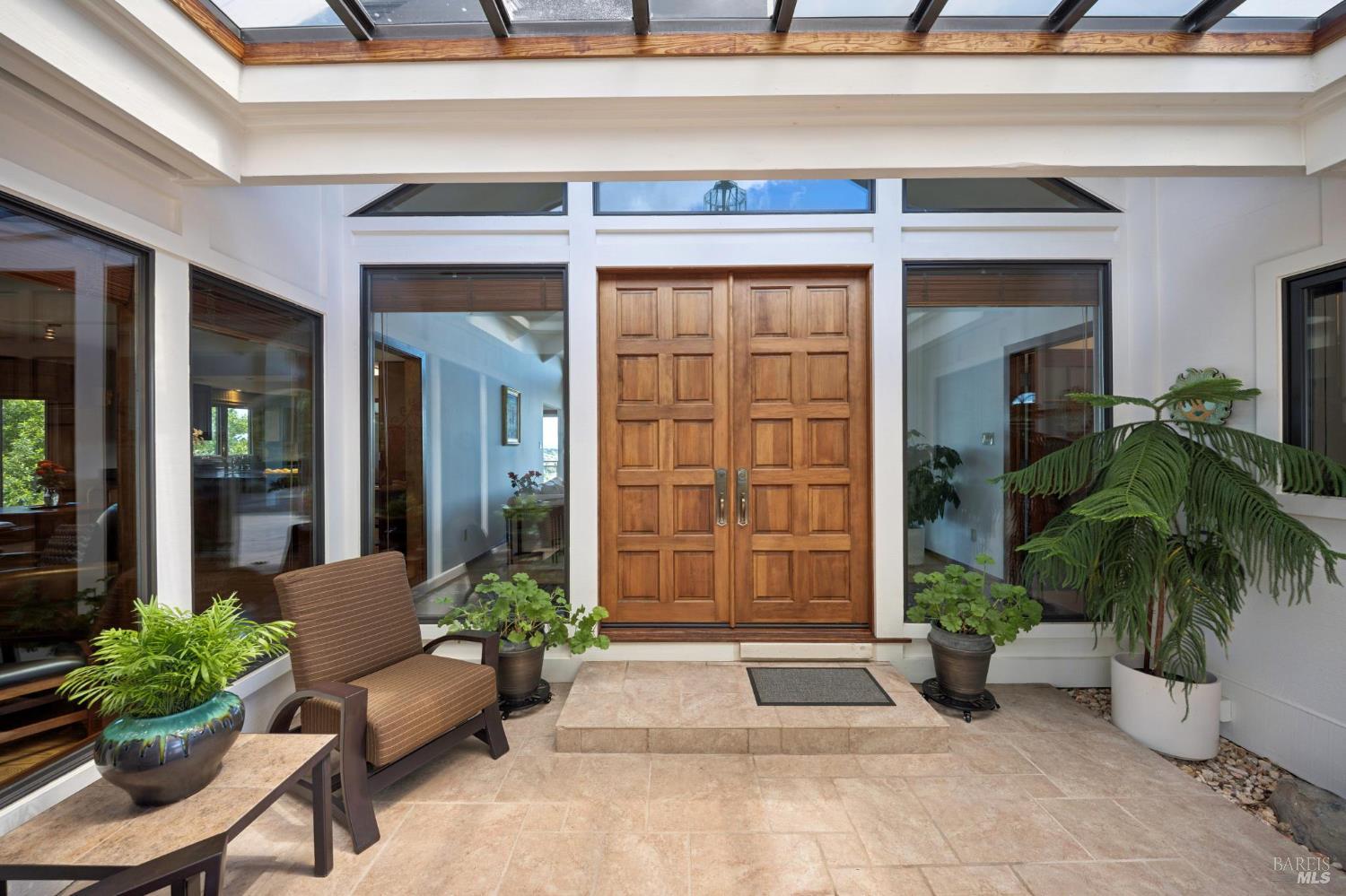 Detail Gallery Image 7 of 90 For 120 Fernwood Dr, San Rafael,  CA 94901 - 4 Beds | 3 Baths