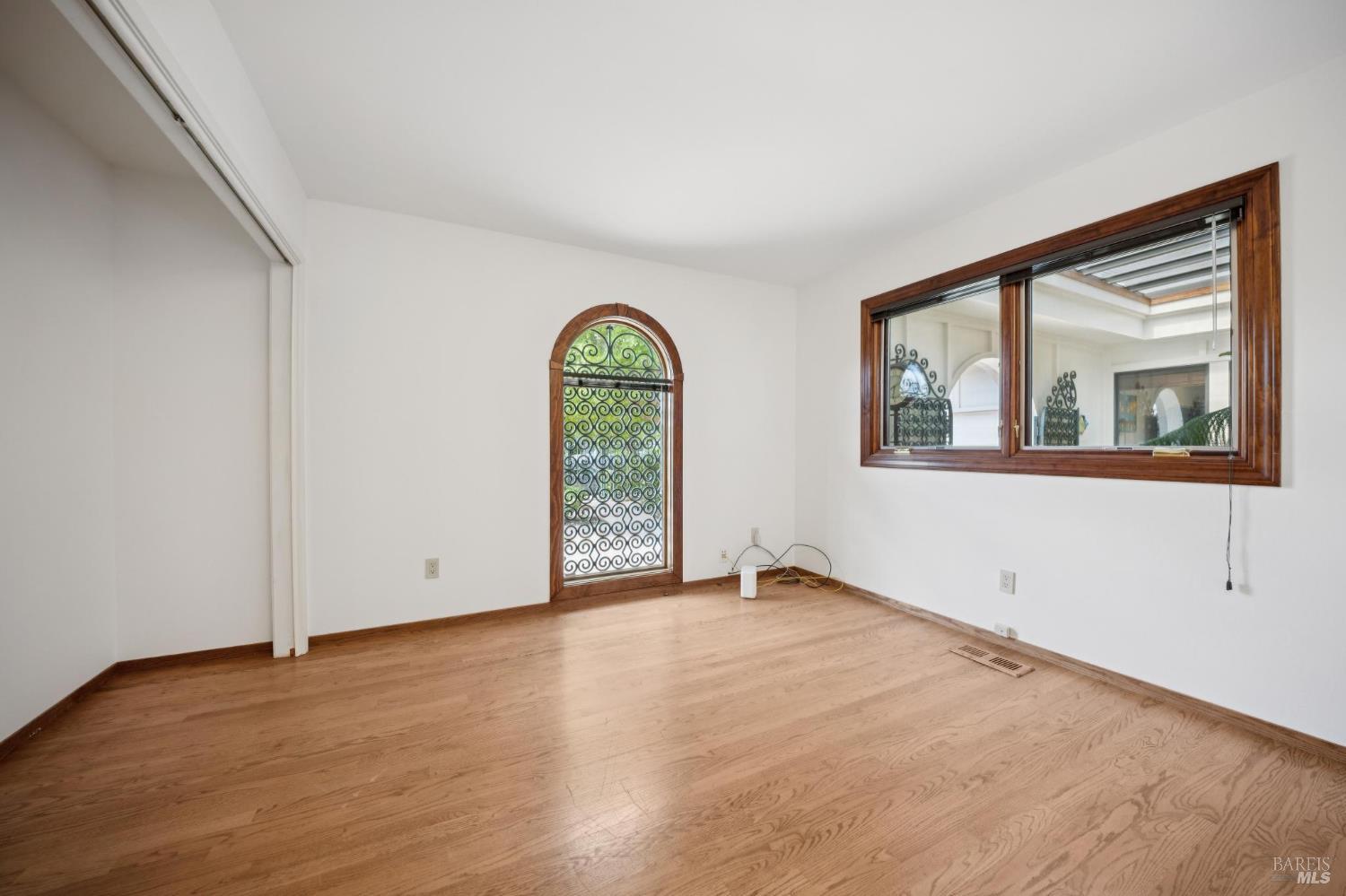 Detail Gallery Image 57 of 90 For 120 Fernwood Dr, San Rafael,  CA 94901 - 4 Beds | 3 Baths