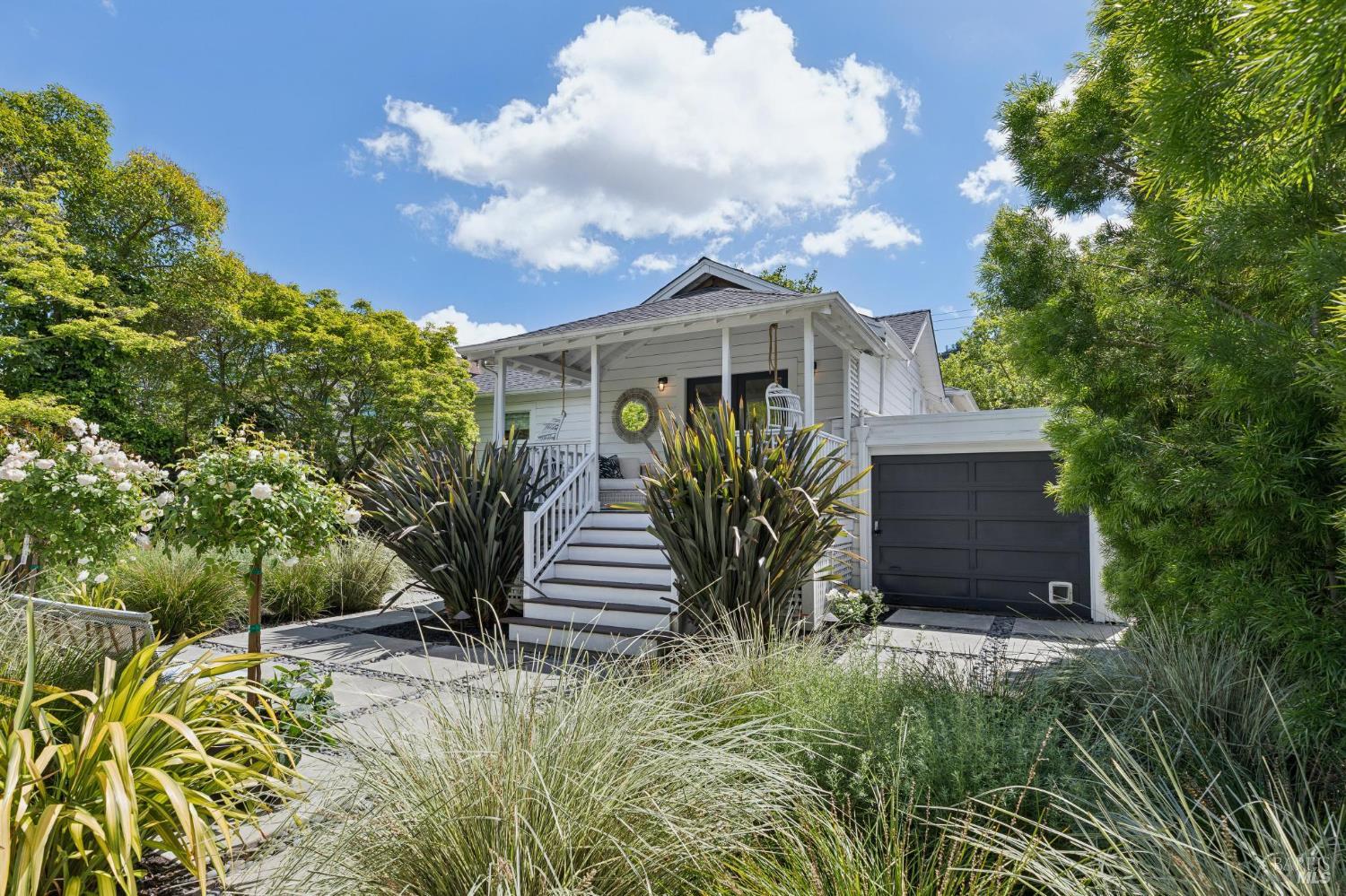 Detail Gallery Image 31 of 36 For 204 Greenfield Ave, San Rafael,  CA 94901 - 3 Beds | 2 Baths