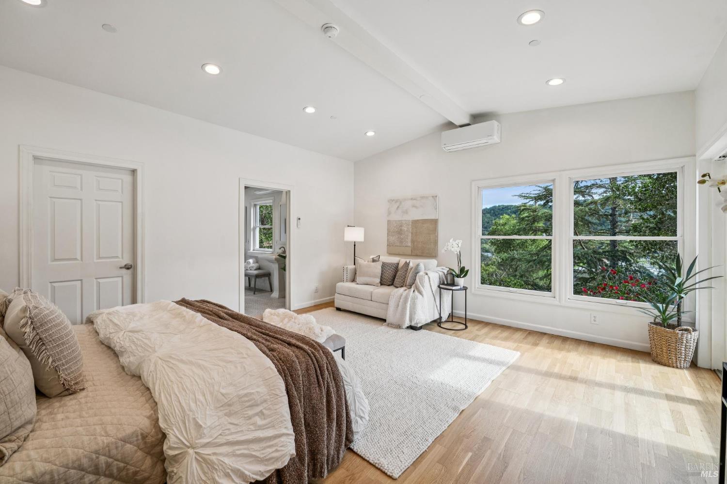 Detail Gallery Image 23 of 47 For 23 Arcangel Ct, Fairfax,  CA 94930 - 3 Beds | 3 Baths