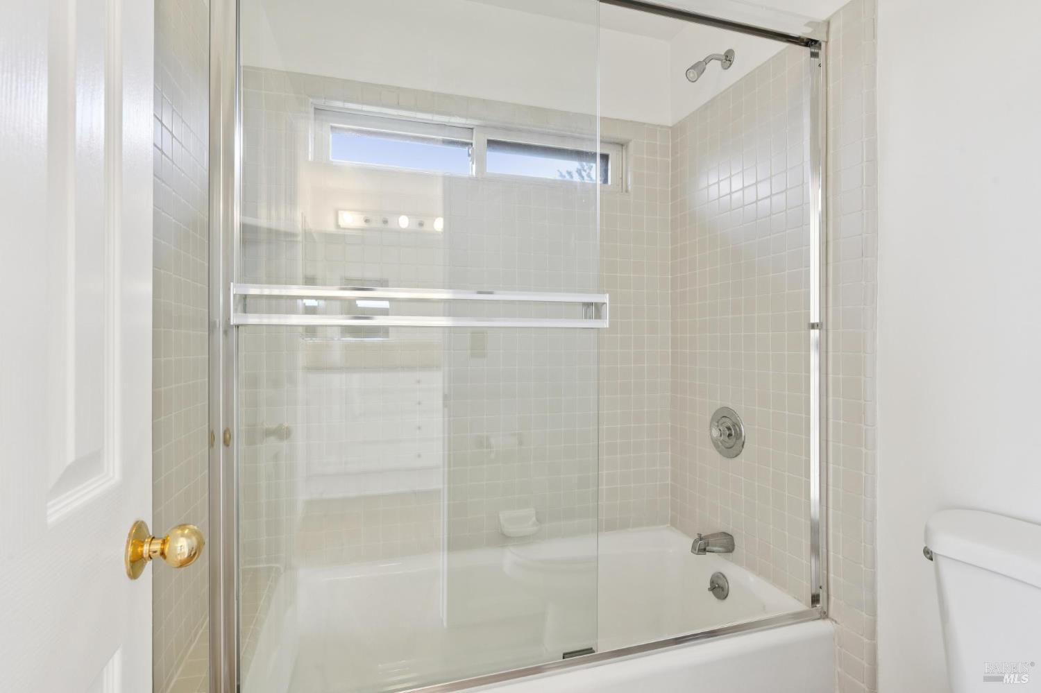 Detail Gallery Image 29 of 64 For 11798 Highway 1 Unkn, Point Reyes Station,  CA 94956 - 3 Beds | 3/1 Baths