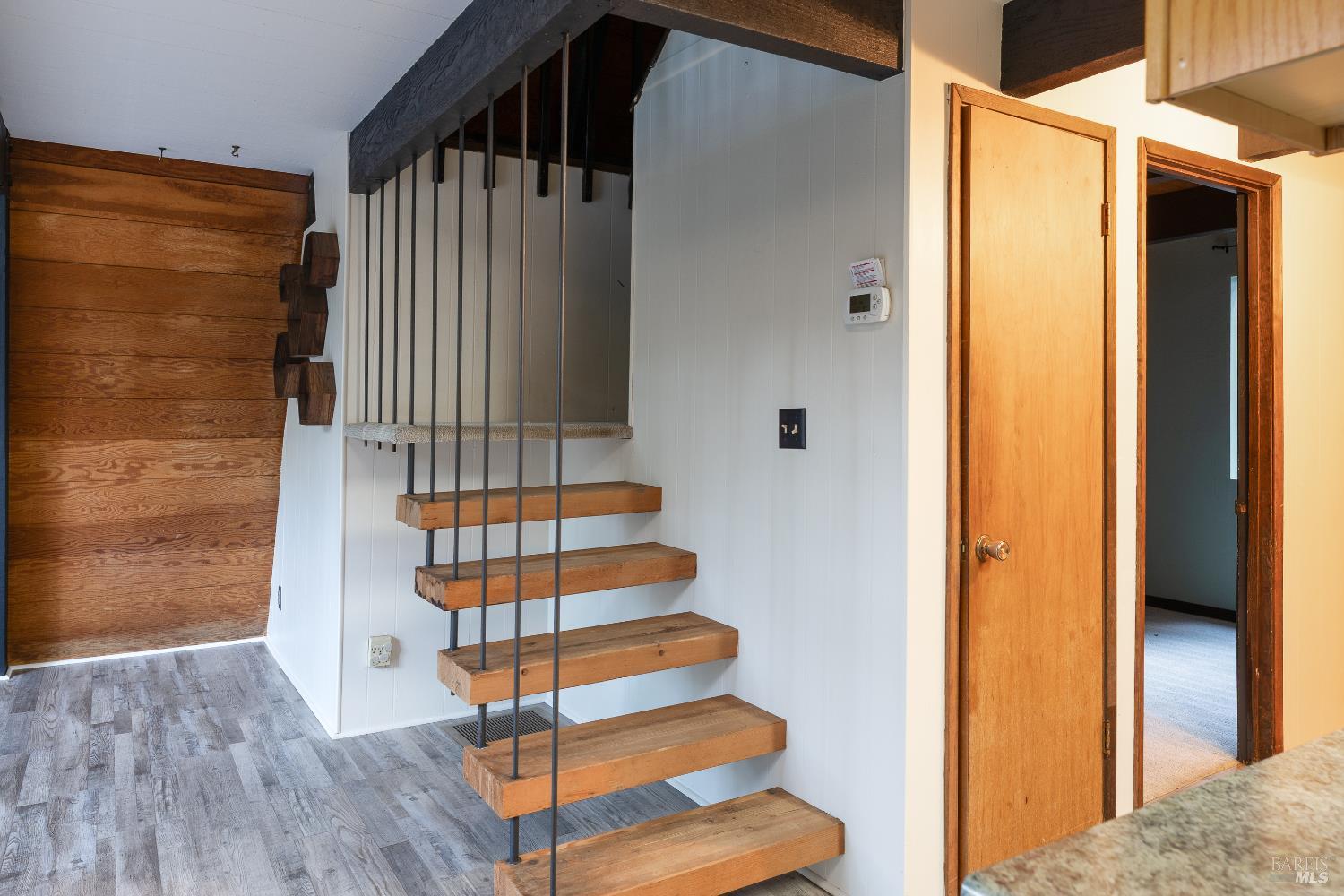 Detail Gallery Image 11 of 22 For 1500 Perch Way, Willits,  CA 95490 - 2 Beds | 2 Baths