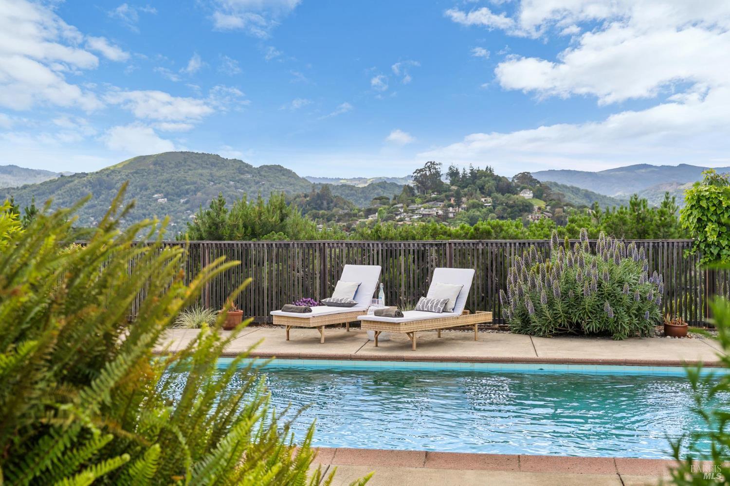 Detail Gallery Image 27 of 29 For 24 Maywood Way, San Rafael,  CA 94901 - 3 Beds | 2 Baths