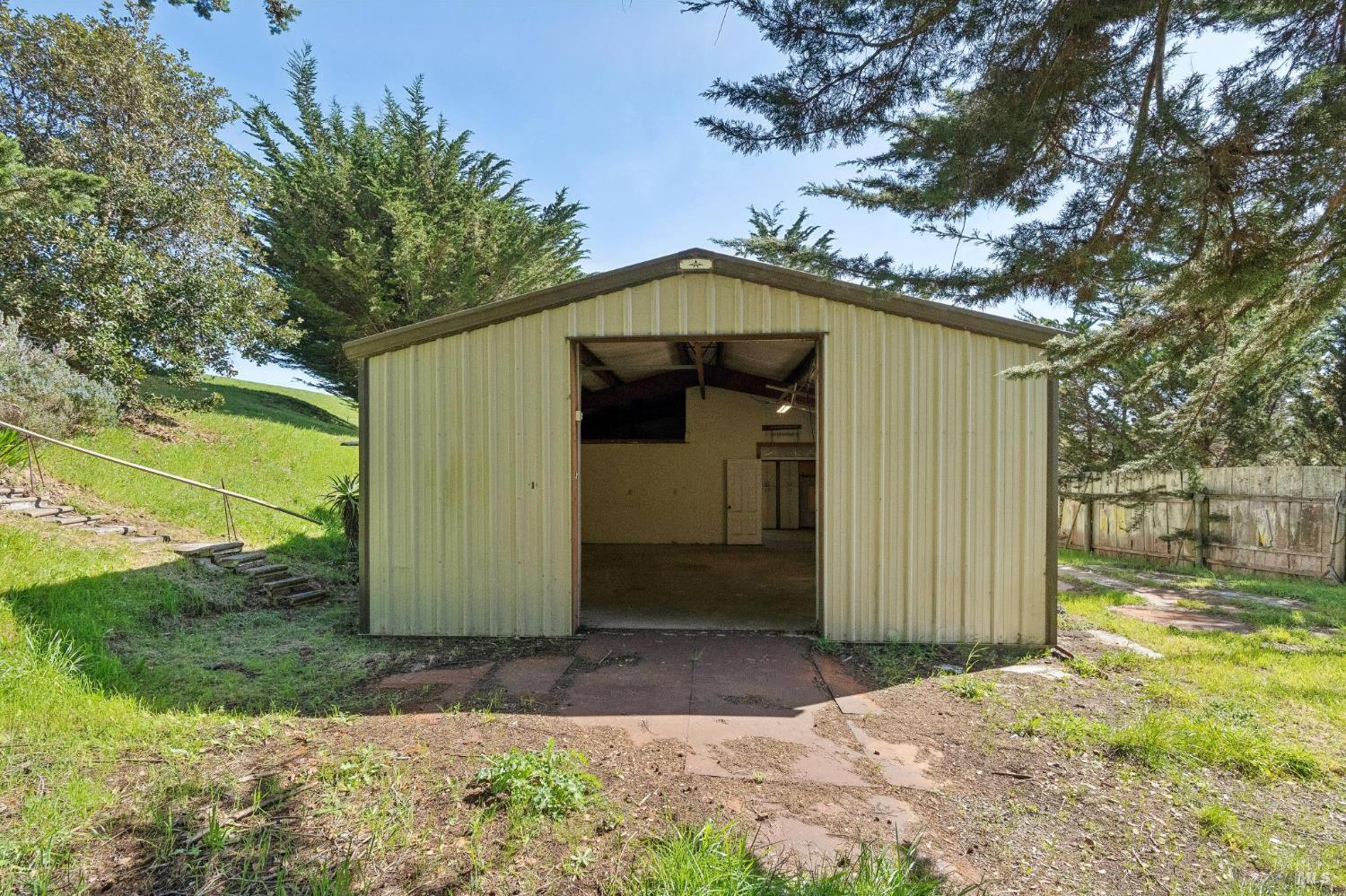 Detail Gallery Image 41 of 64 For 11798 Highway 1 Unkn, Point Reyes Station,  CA 94956 - 3 Beds | 3/1 Baths