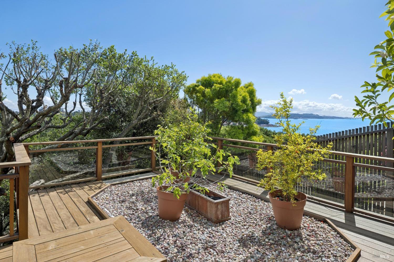 Detail Gallery Image 85 of 90 For 120 Fernwood Dr, San Rafael,  CA 94901 - 4 Beds | 3 Baths