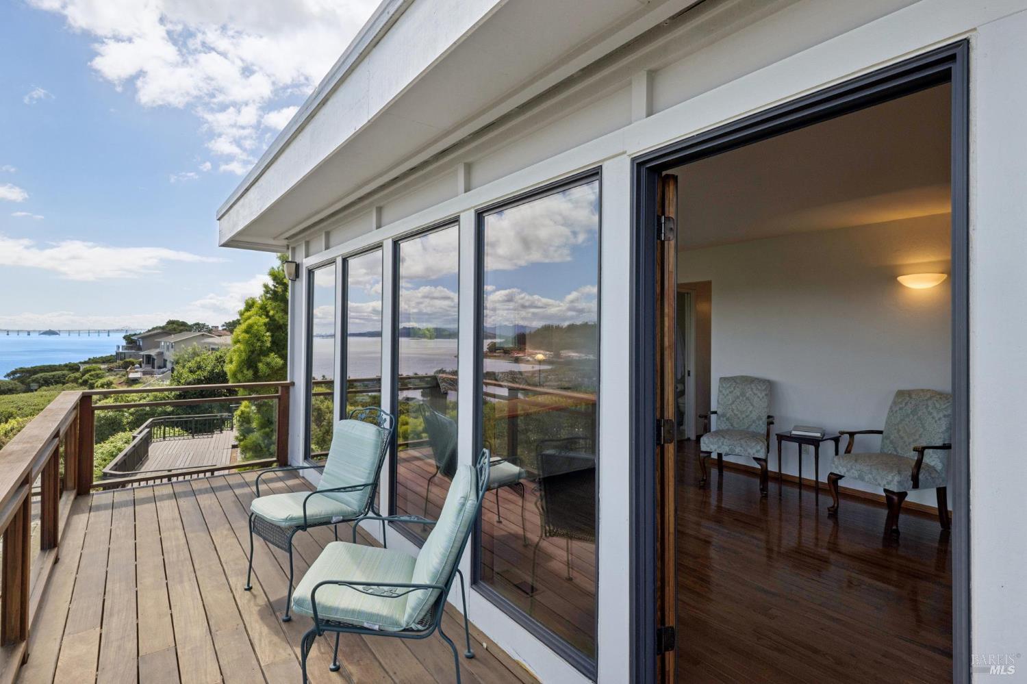 Detail Gallery Image 53 of 90 For 120 Fernwood Dr, San Rafael,  CA 94901 - 4 Beds | 3 Baths