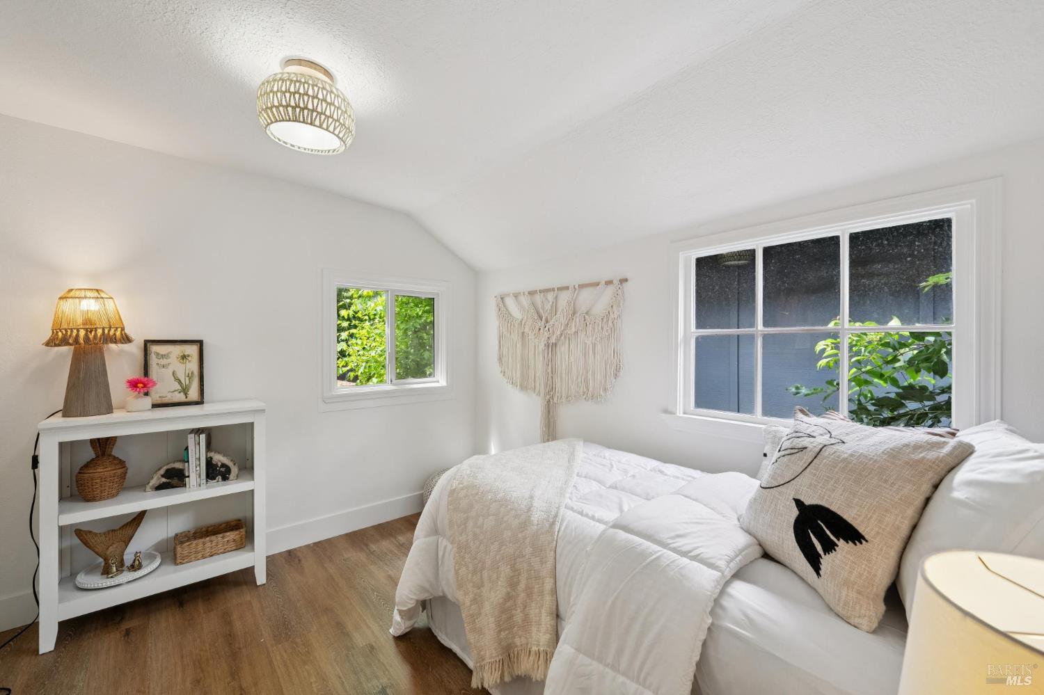 Detail Gallery Image 23 of 36 For 77 Willow Ave, Fairfax,  CA 94930 - 2 Beds | 1 Baths