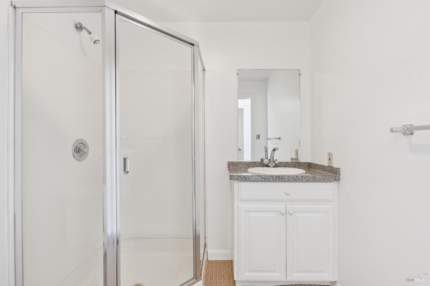 Detail Gallery Image 20 of 64 For 11798 Highway 1 Unkn, Point Reyes Station,  CA 94956 - 3 Beds | 3/1 Baths