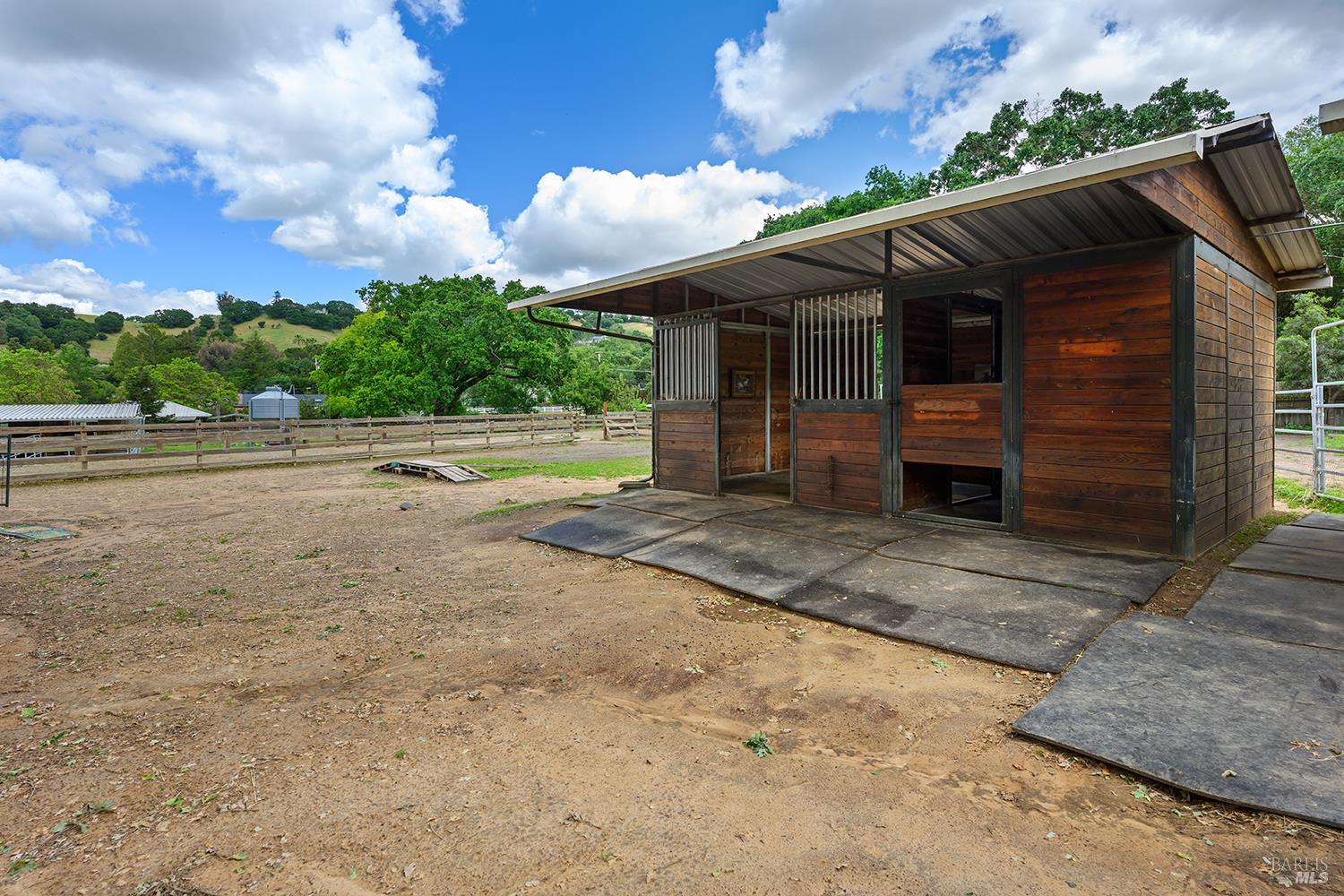 Detail Gallery Image 76 of 80 For 15 Wildwood Ln, Novato,  CA 94947 - 5 Beds | 4/1 Baths