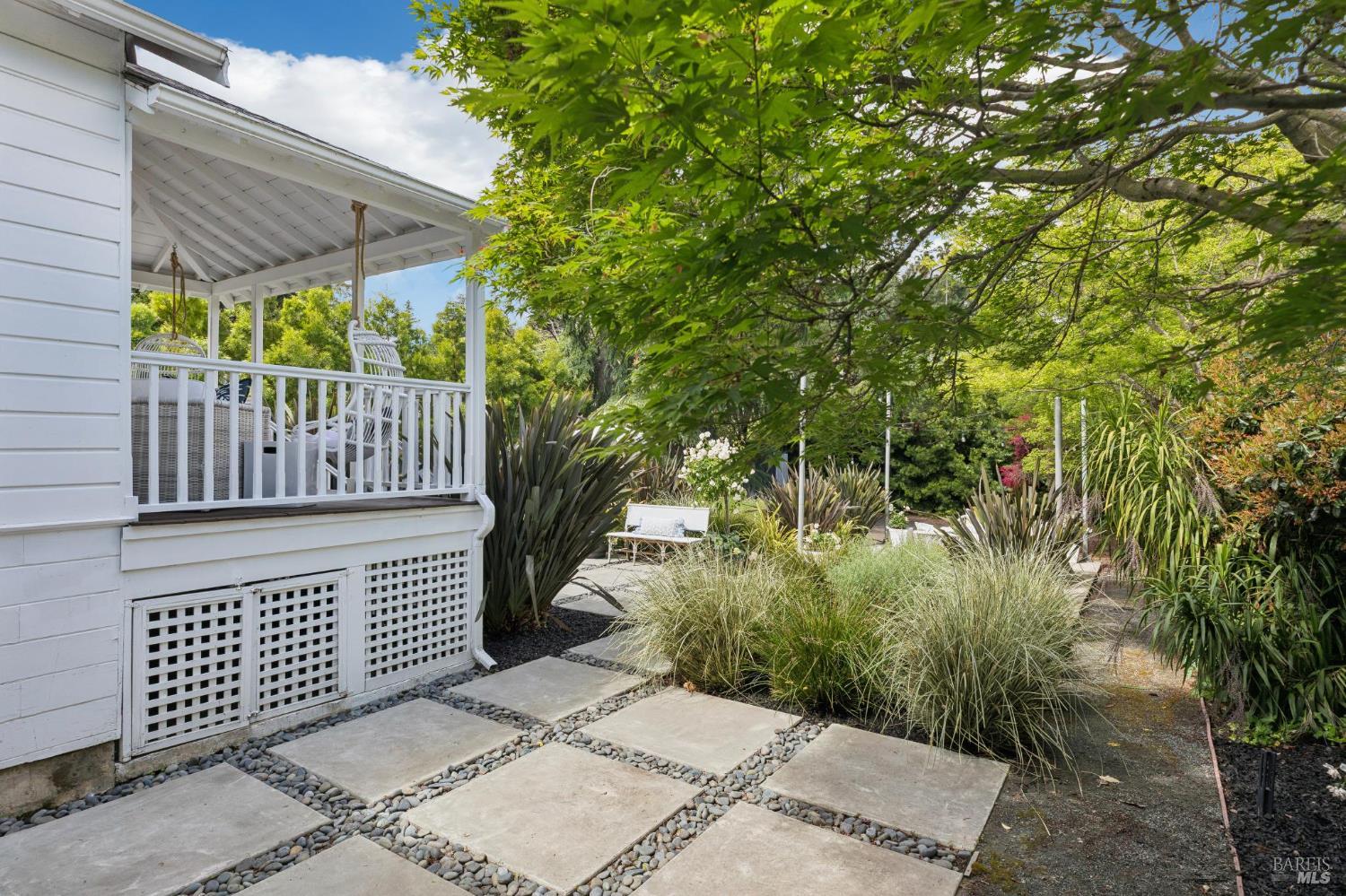 Detail Gallery Image 30 of 36 For 204 Greenfield Ave, San Rafael,  CA 94901 - 3 Beds | 2 Baths