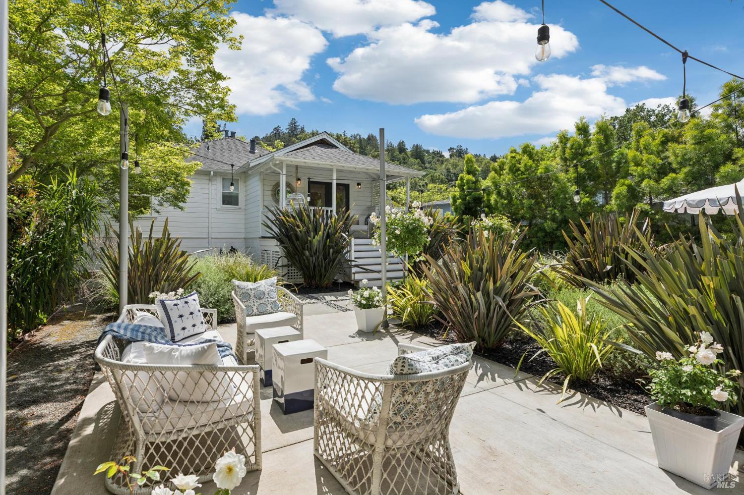 Detail Gallery Image 29 of 36 For 204 Greenfield Ave, San Rafael,  CA 94901 - 3 Beds | 2 Baths