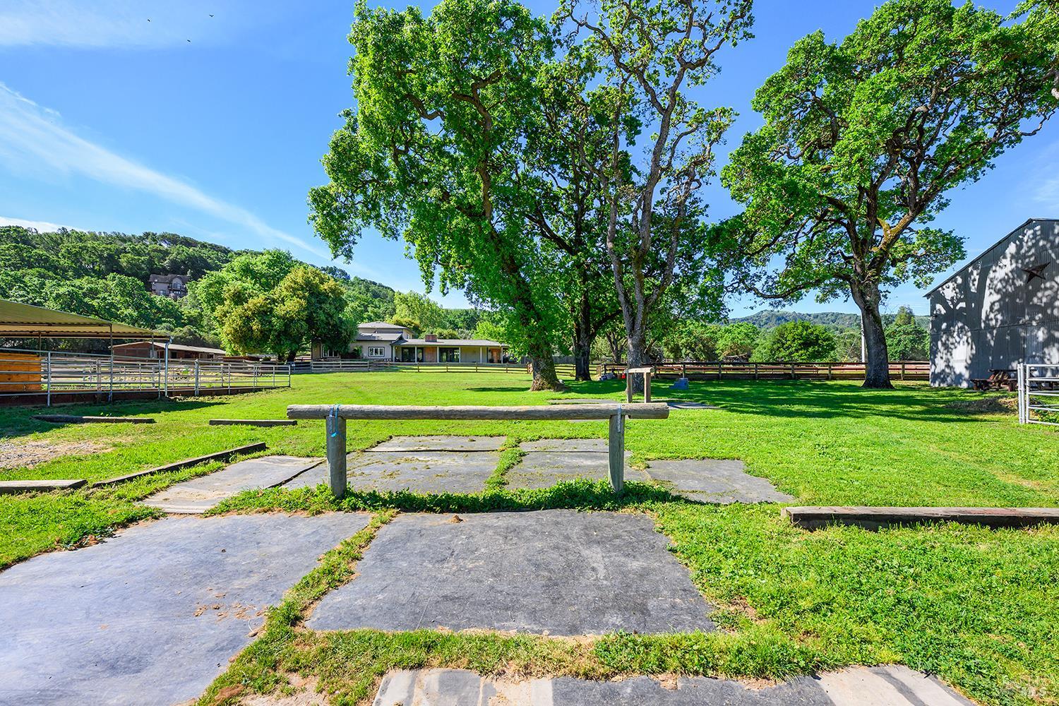 Detail Gallery Image 68 of 80 For 15 Wildwood Ln, Novato,  CA 94947 - 5 Beds | 4/1 Baths