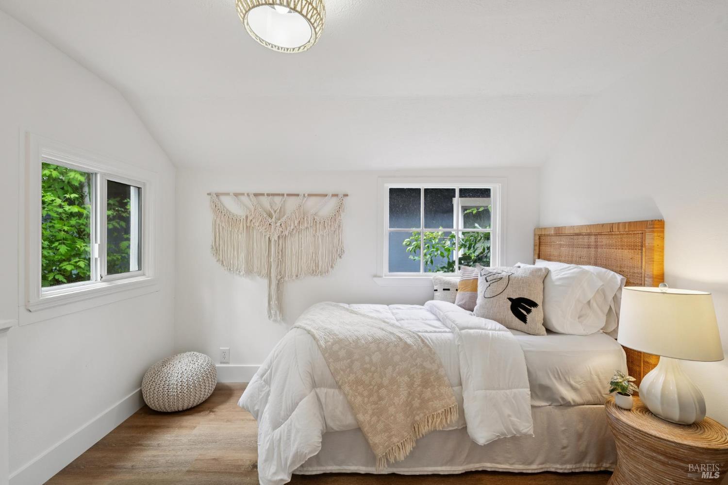 Detail Gallery Image 22 of 36 For 77 Willow Ave, Fairfax,  CA 94930 - 2 Beds | 1 Baths