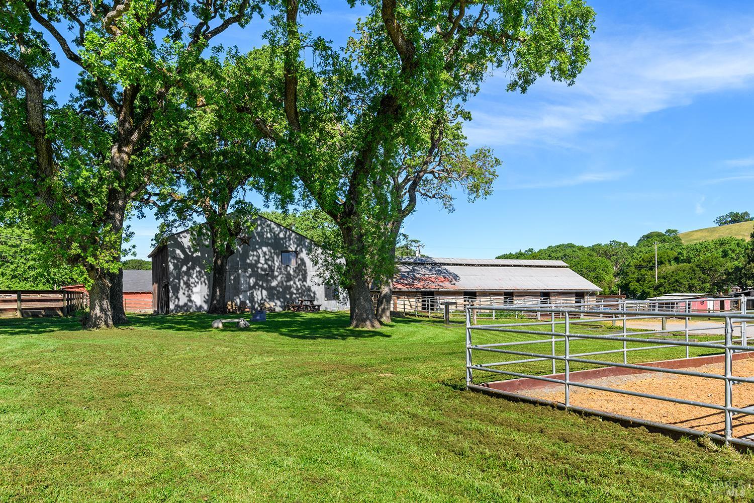 Detail Gallery Image 65 of 80 For 15 Wildwood Ln, Novato,  CA 94947 - 5 Beds | 4/1 Baths