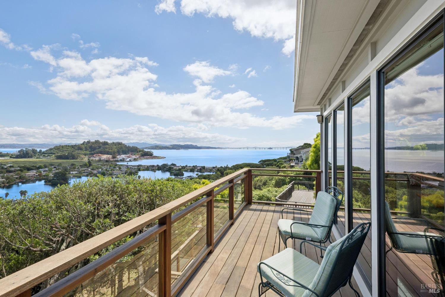 Detail Gallery Image 54 of 90 For 120 Fernwood Dr, San Rafael,  CA 94901 - 4 Beds | 3 Baths