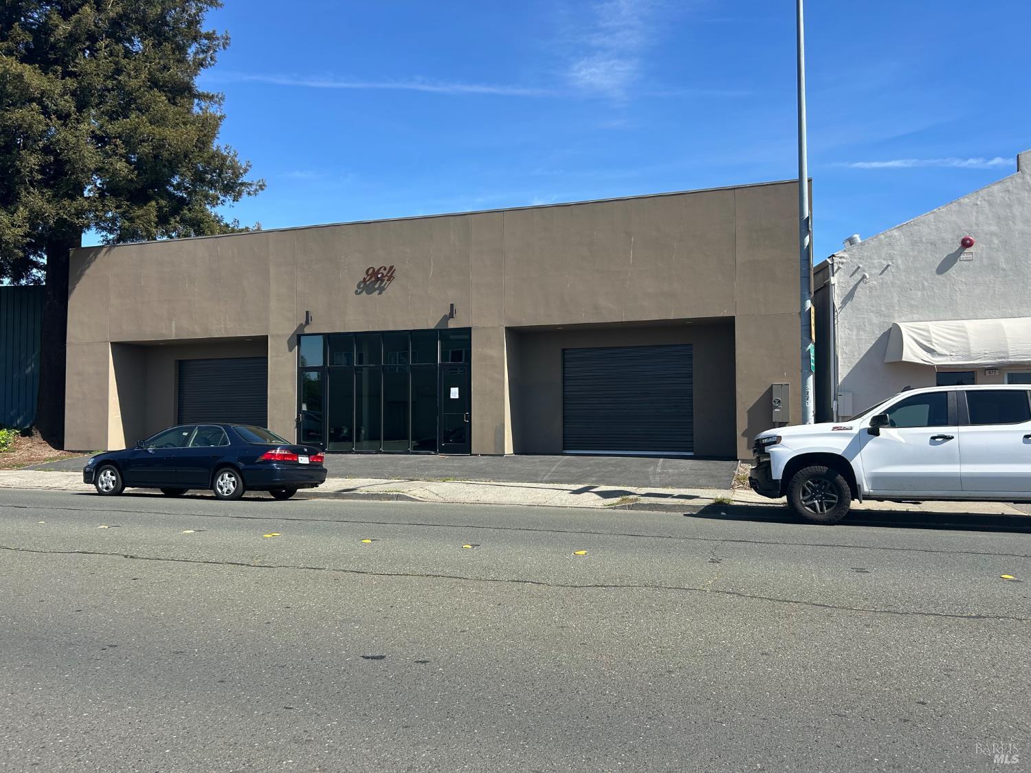 Front Image Thumbnail for BA326031089